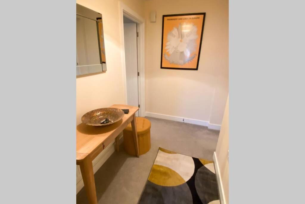 13 The Grosvenor, Luxury Flat, Central Newmarket, Newmarket  Eksteriør bilde